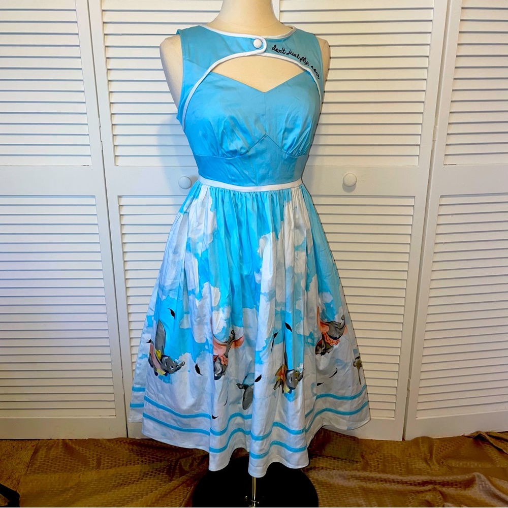 NWT Disney Dumbo Medium Dress